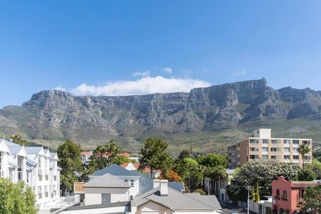 Light Filled Spacious 1 Bedroom Haven Kaapstad Buitenkant foto